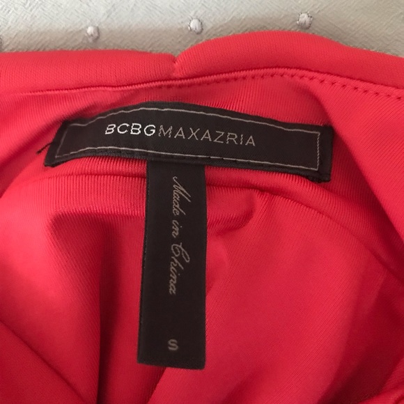 BCBG Beautiful Red Halter Mini Dress Size Small Cowl Neckline T-Back  Like New S - Picture 9 of 10